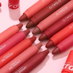 O.TWO.O MATTE VELVET LIPSTICK PEN (CRAYON)